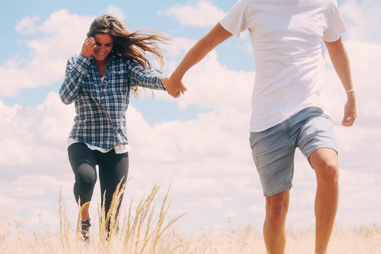 couple, holding hands, man