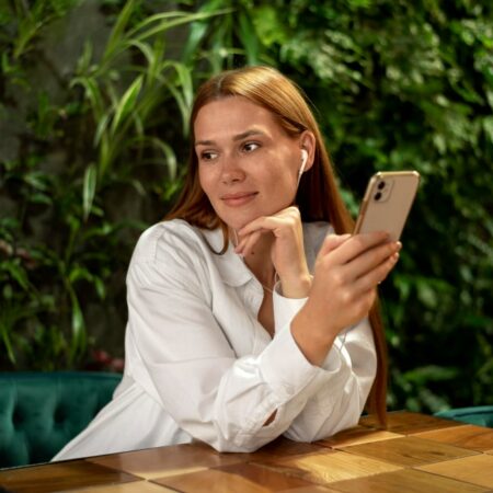 Comment faire confiance à un homme rencontré sur internet ?